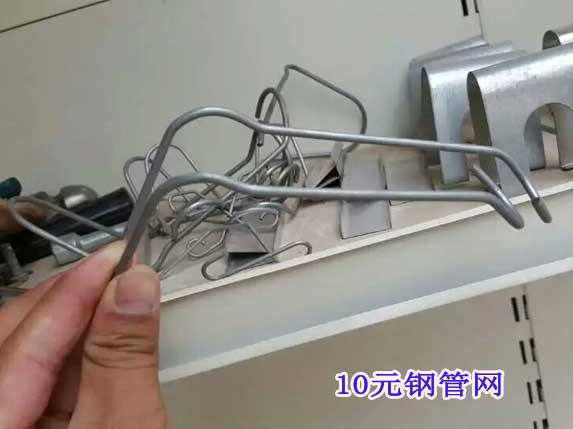 热镀锌压顶簧图片，镀锌压顶簧价格